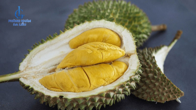 Cách ăn sầu riêng không nổi mụn