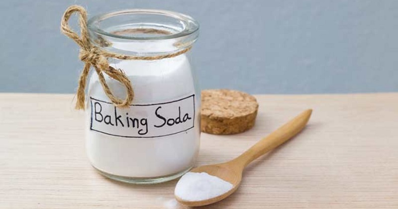 Baking soda điều trị mụn lưng