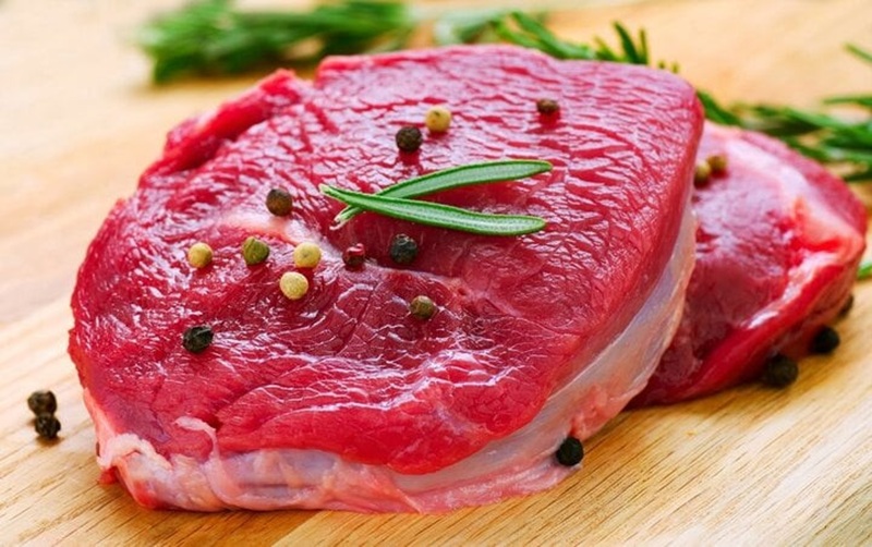 Bị mụn có nên ăn thịt bò không