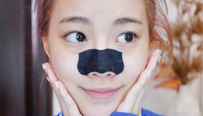 lột mụn đầu đen ở mũi