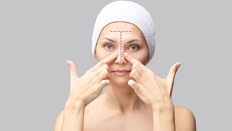 Mụn đầu đen có tự hết được không