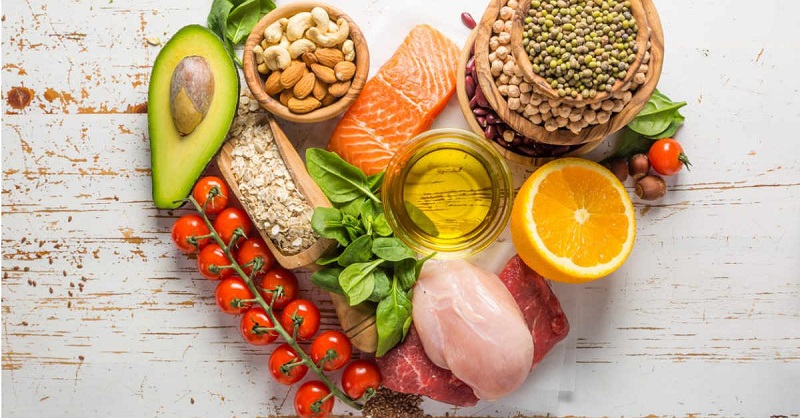 Chế độ ăn cải thiện mụn nổi tiết