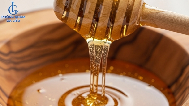 cách điều trị mụn lưng tại nhà bằng mật ong