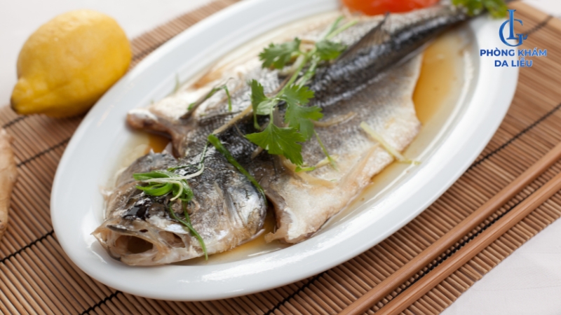ăn cá biển có bị sẹo lồi không