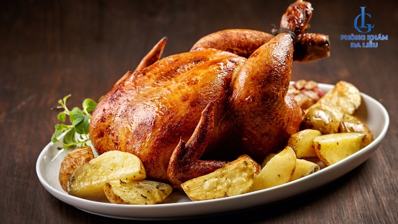 Ăn thịt gà có bị sẹo lồi không?