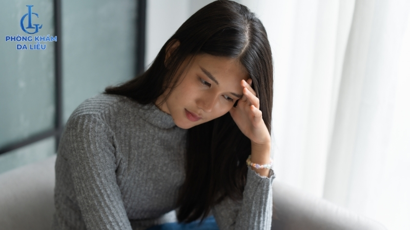 căng thẳng thiếu ngủ là nguyên nhân của nám da sau sinh