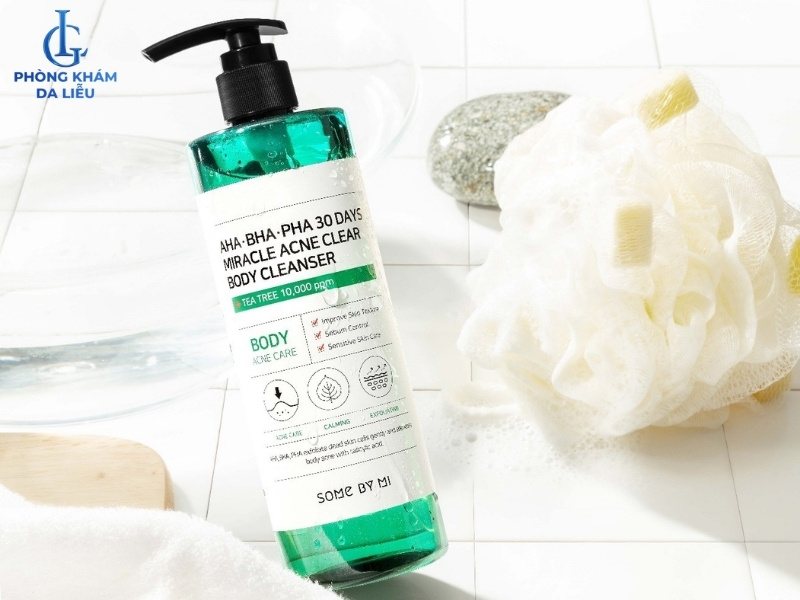 sữa tắm trị viêm nang lông chúa salicylic acid