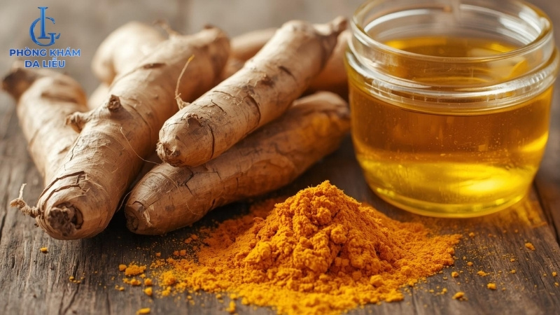 trị nám đồi mồi bằng mật ong và nghệ