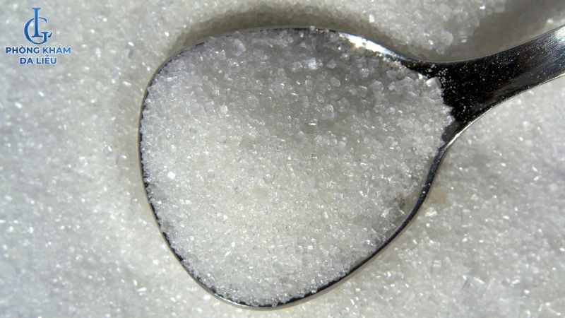 trị sẹo rỗ kiêng ăn đường